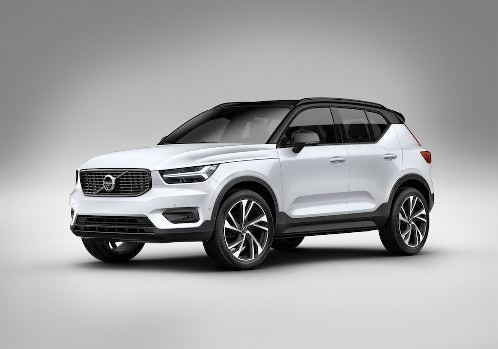 Volvo'nun yeni premium SUV'u XC40 tanıtıldı