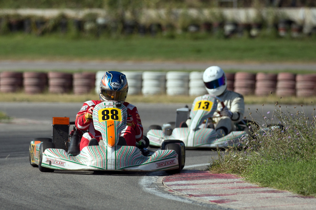 Karting mücadelesi Körfez'de devam etti