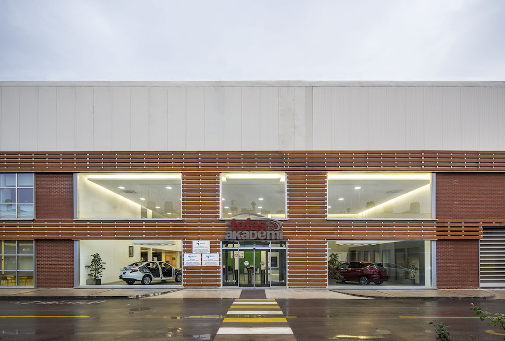 Tofaş'tan 3 farklı ödül!