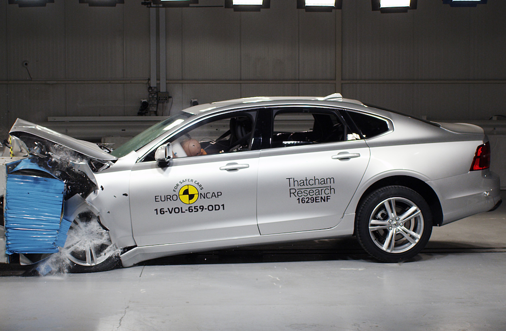 Euro NCAP'ten yeni karar!