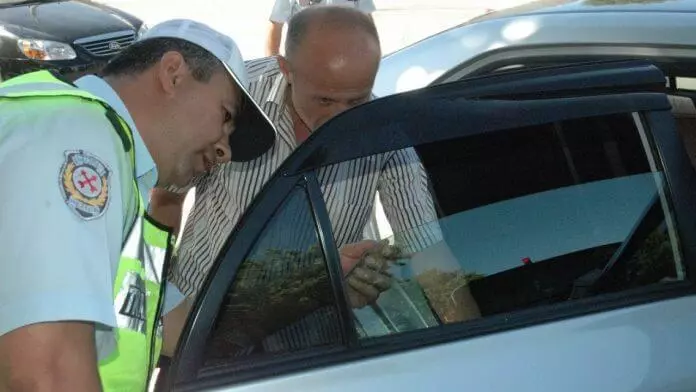 Cam filmine ceza yolda... Son 3 ay!