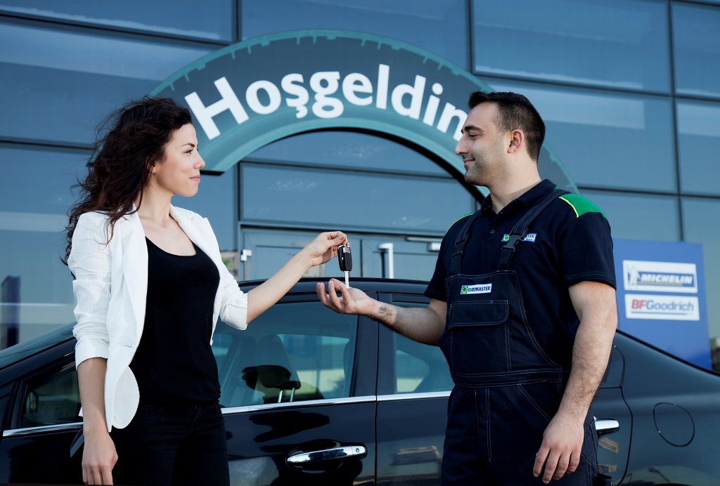 Euromaster iş ortaklarıyla beşinci yılını kutladı