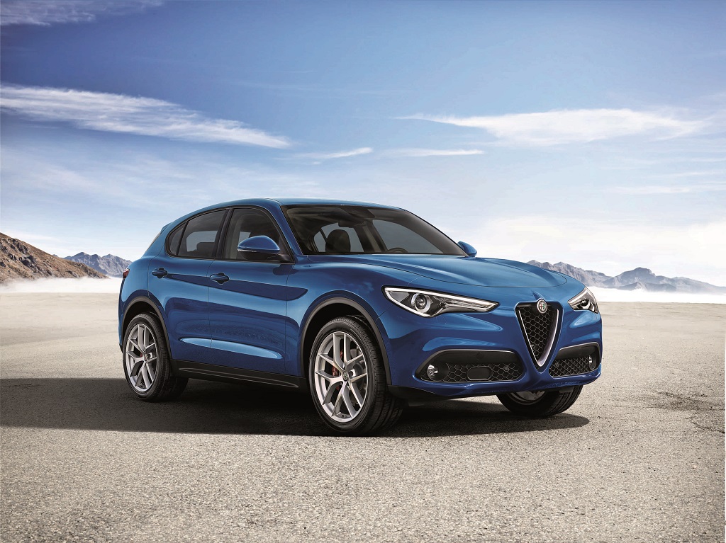 Alfa Romeo Stelvio Türkiye'de satışa sunuldu