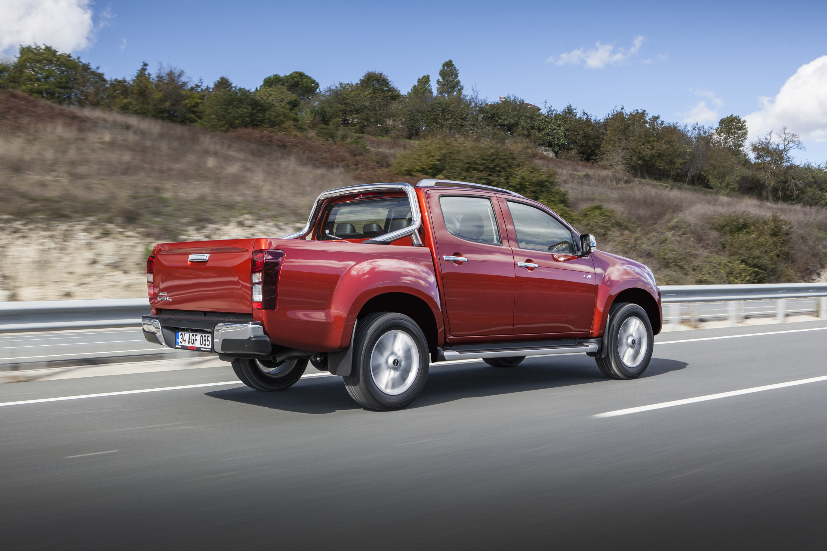 1.9 Litre Dizel Yeni Isuzu D-Max, Türkiye’de Satışa Sunuldu