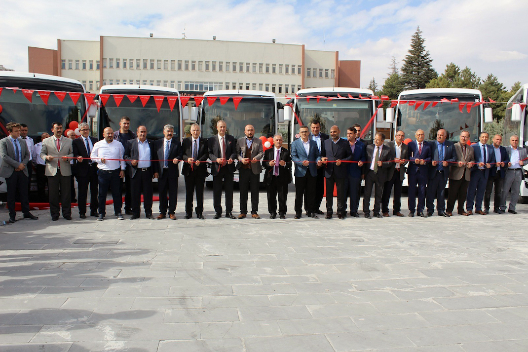 Anadolu Isuzu önemli araç teslimatlarına imzasını attı