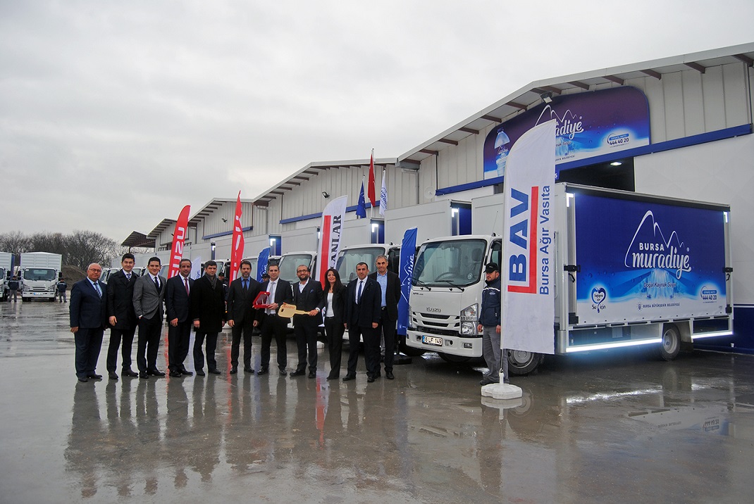 Anadolu Isuzu'ya 2018’in ilk büyük teslimatı Bursa'dan geldi