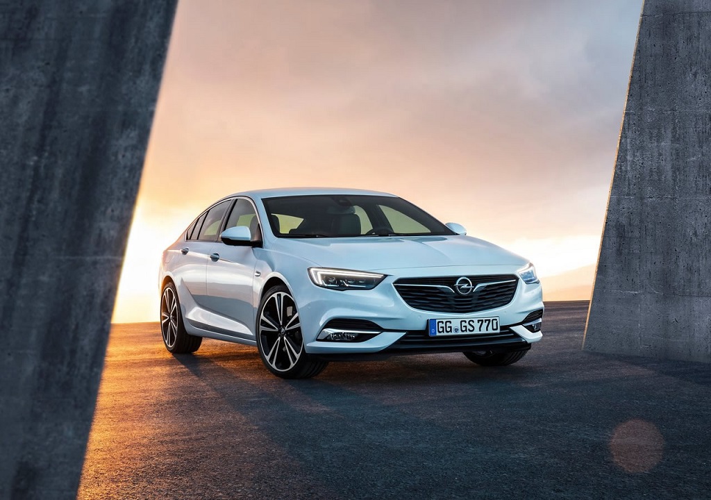 100 bin adet Opel Insignia satışı gerçekleşti!