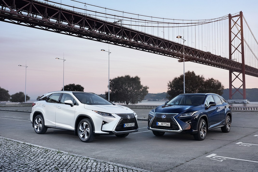 Lexus 224 model arasından en kusursuz otomobil markası seçildi