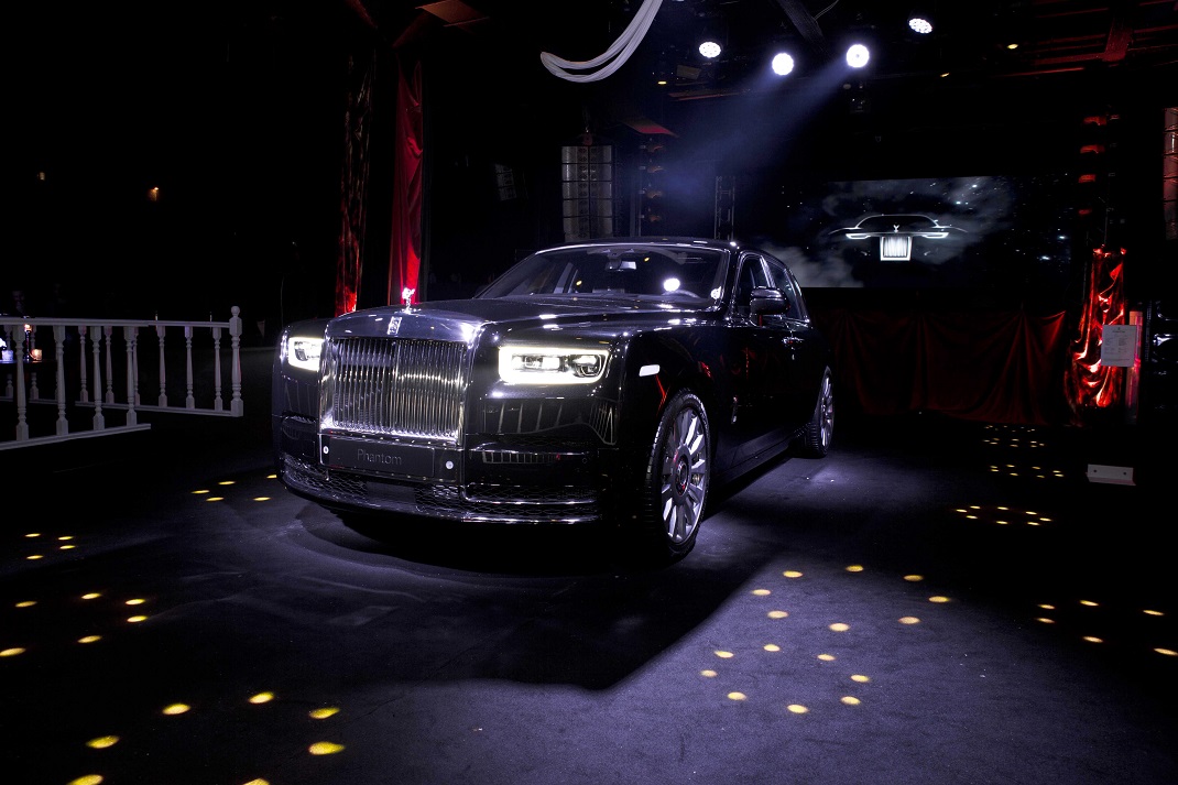 Rolls-Royce Yeni Phantom Türkiye'ye Geldi.