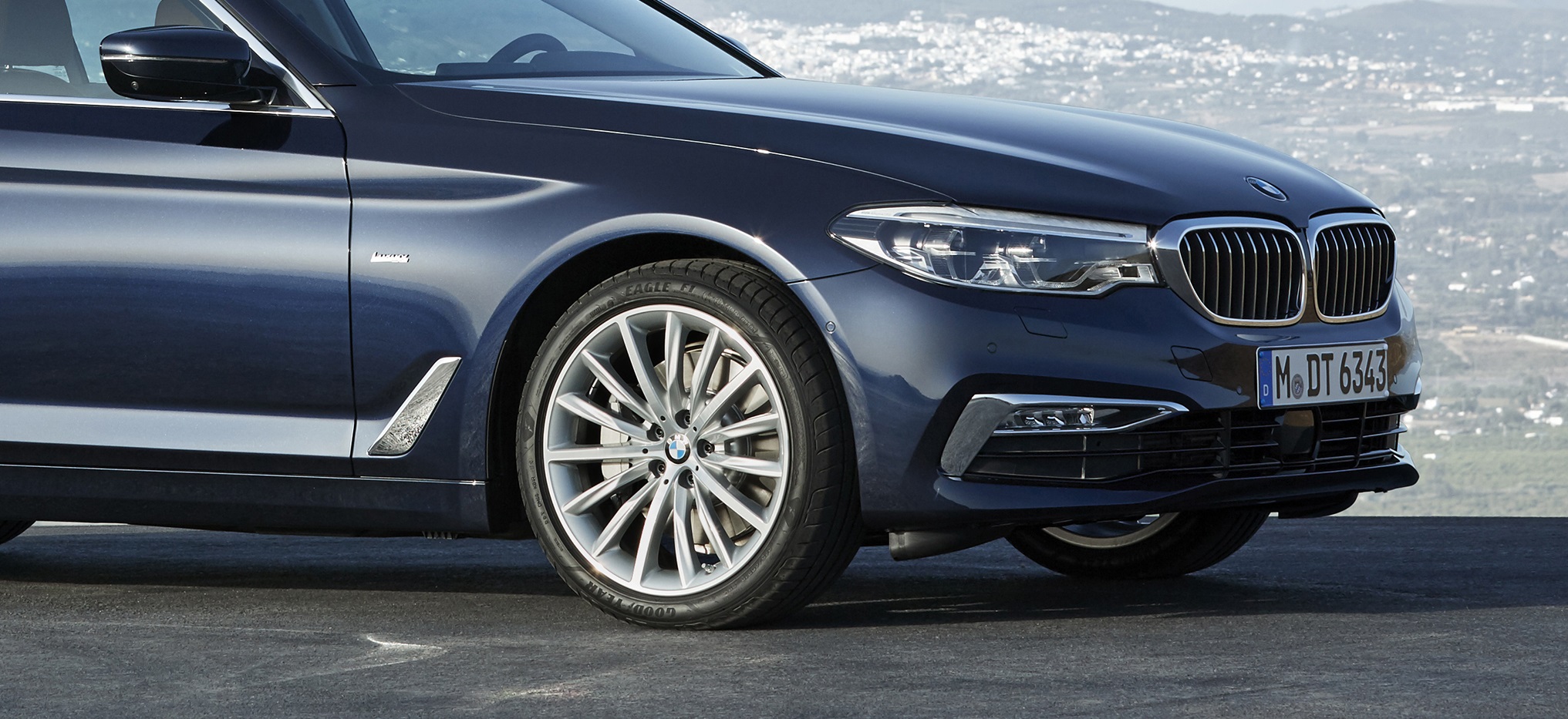 BMW 5 serisinin orijinal lastik ekipmanı Goodyear oldu