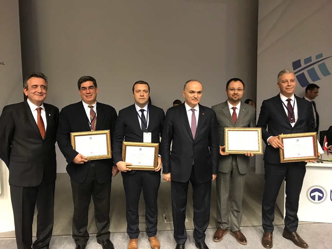 ASSAN HANİL’E TAYSAD’dan eğitim ödülü