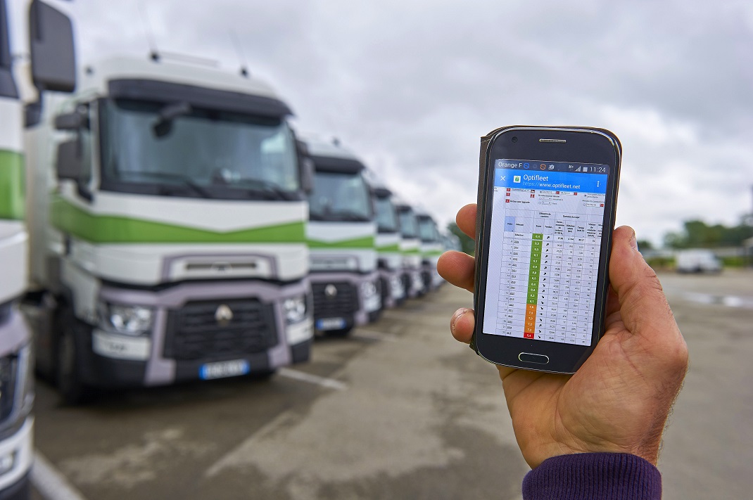 Renault Trucks, OPTIFLEET'in mobil versiyonunu tanıttı