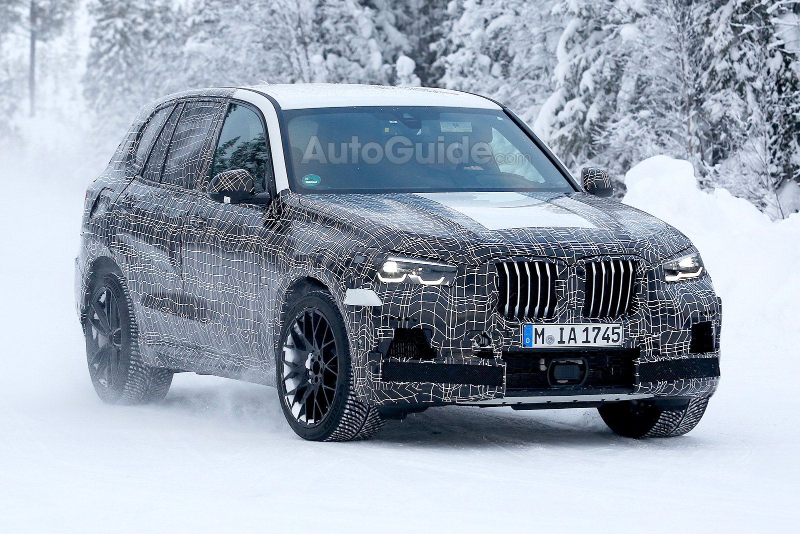 2019 BMW X5 kamuflajlı görüntülendi