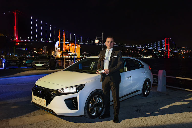   TÜRKİYE’DE YILIN OTOMOBİLİ “HYUNDAI IONIQ HYBRID”