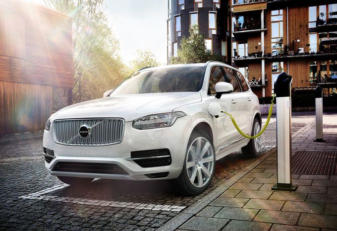 Volvo elektrikli otomobil için vites yükseltiyor