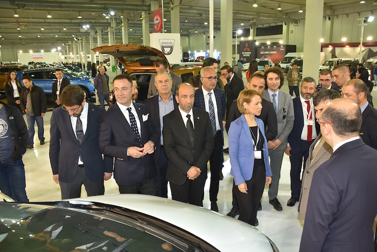 Bursa Otoshow Fuarı kapılarını açtı