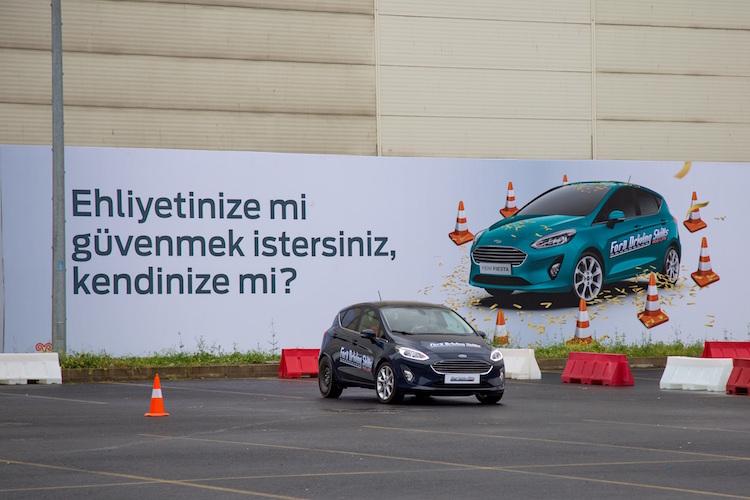 Ford Sürüş Akademisi'ne gençlerden yoğun ilgi