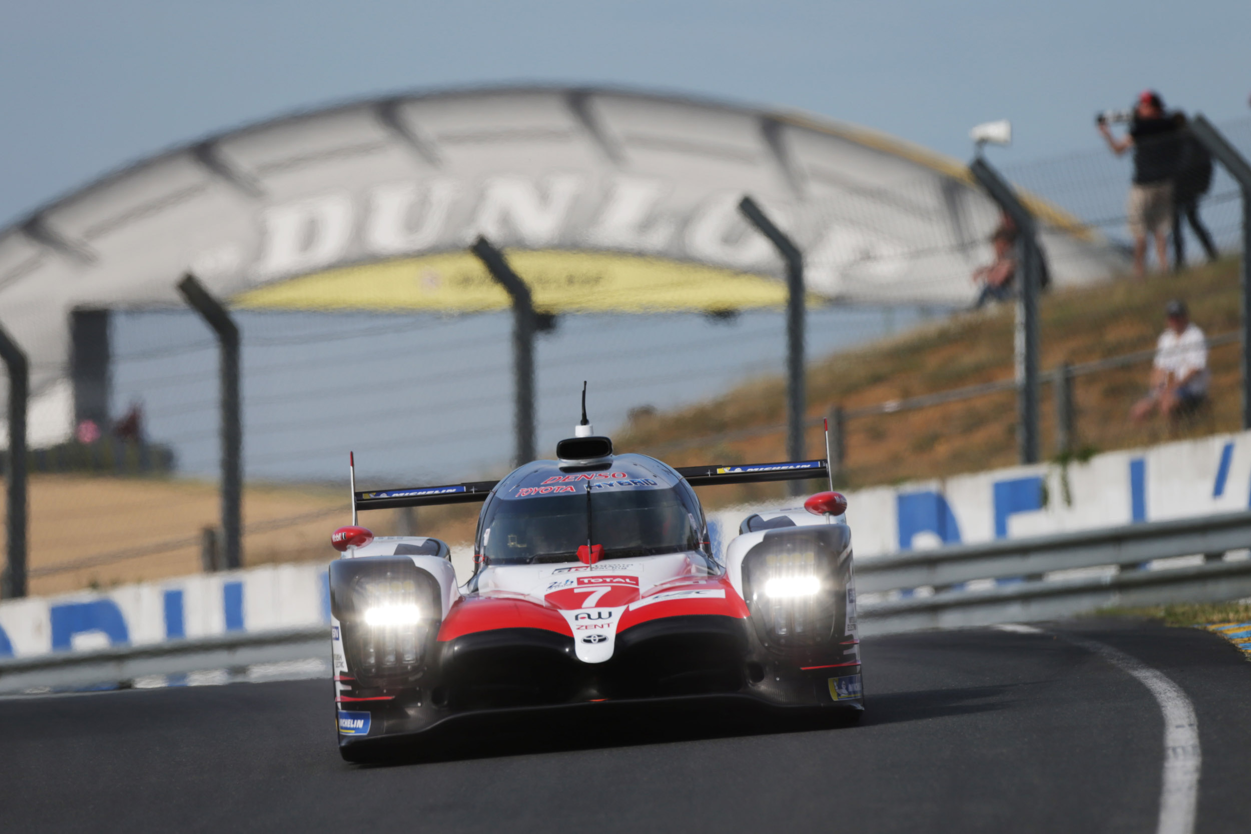 Toyota, Le Mans'ta ilk zaferini almak istiyor