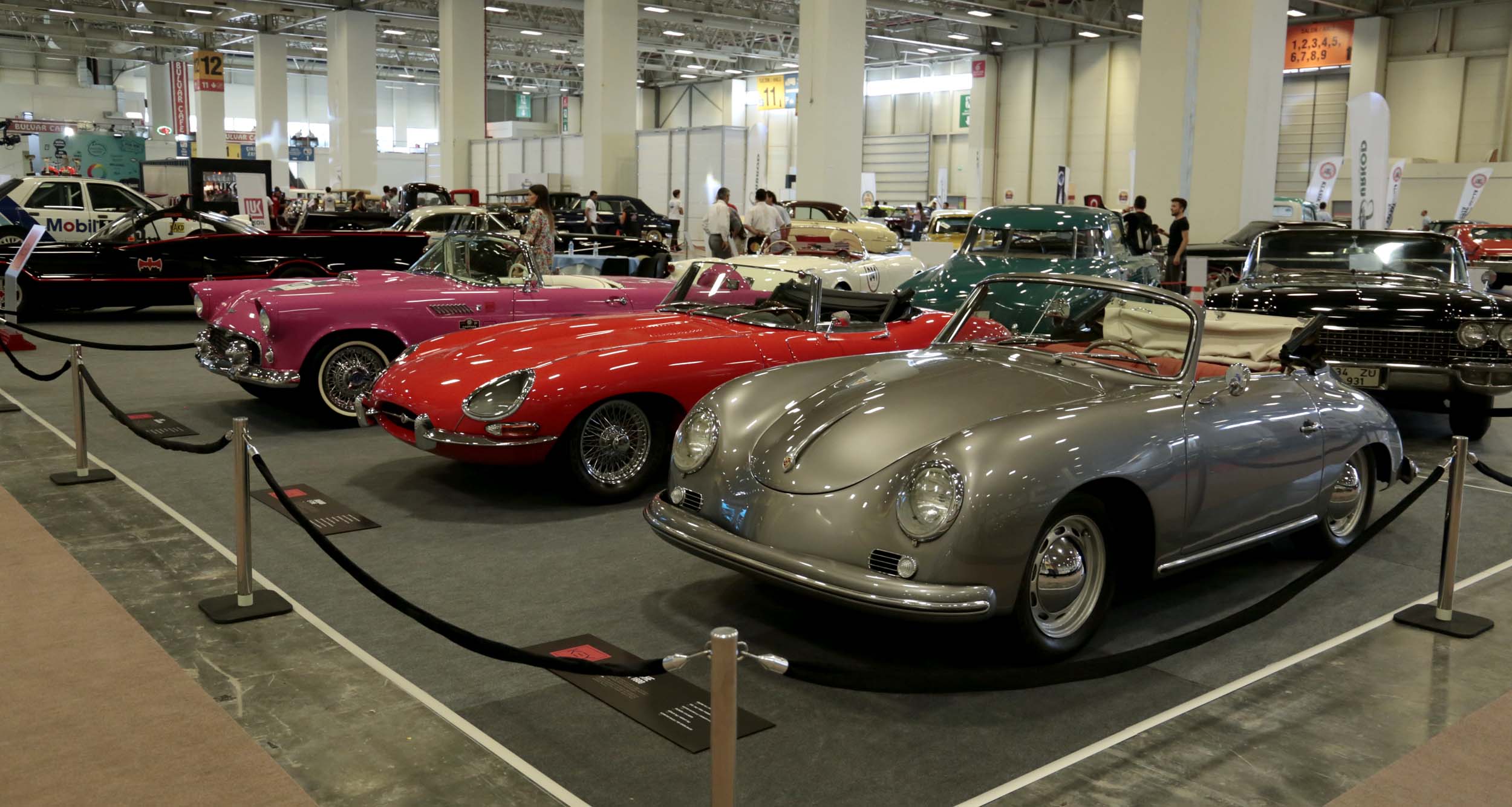 Türkiye’nin İlk Klasik Otomobil  Şovu Başladı!