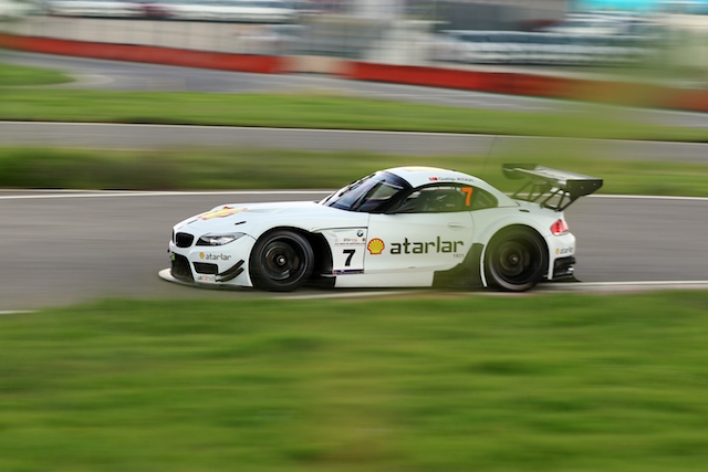 Türkiye Pist Şampiyonası'nda çifte zafer