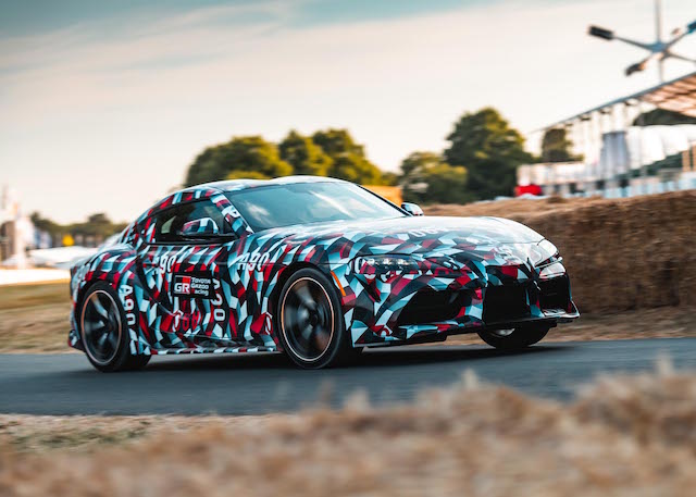 Yeni Toyota Supra Goodwood festivalinde sahne aldı