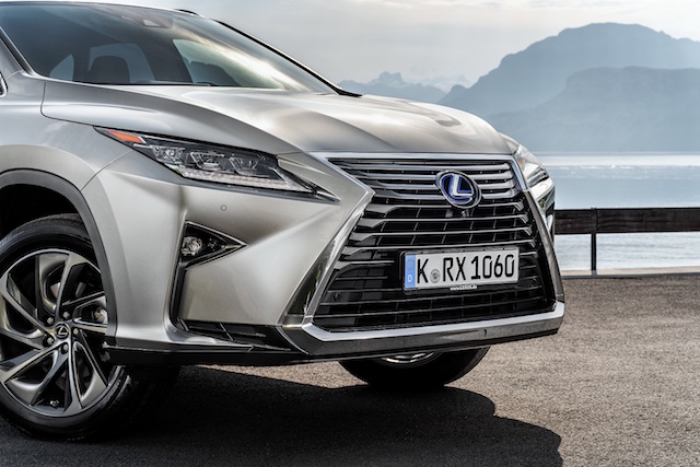 Lexus müşteri memnuniyetinde yeniden bir numara oldu