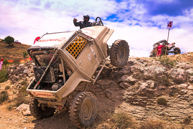 Otomobil sporlarında heyecan dolu hafta sonu