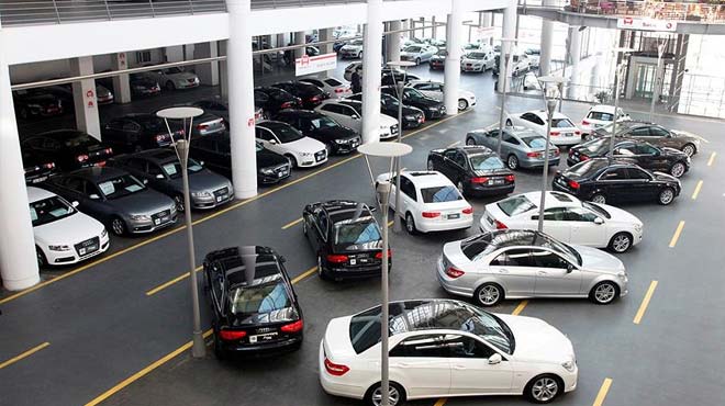 İkinci el pazarında bayram hareketliliği