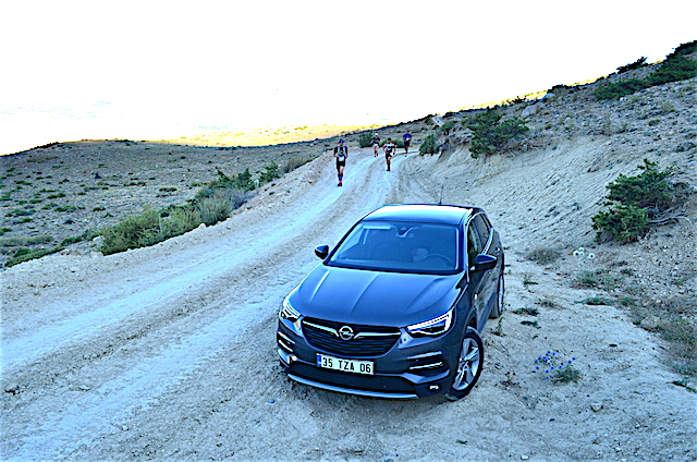 Sürüş izlenimi: OPEL GRANDLAND X