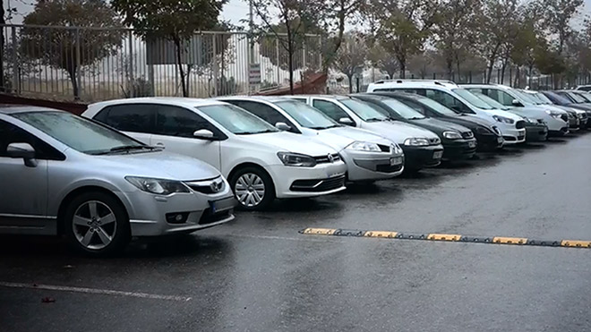 Döviz kuru artışına oto galericilerden TL kararı