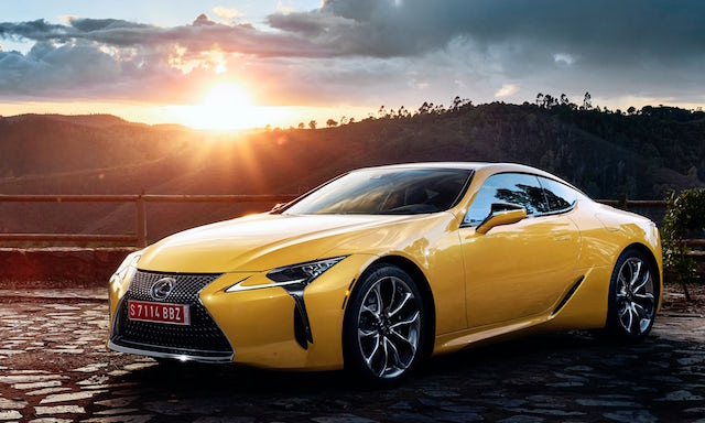 Lexus'ta limitli üretilecek LC Yellow Edition