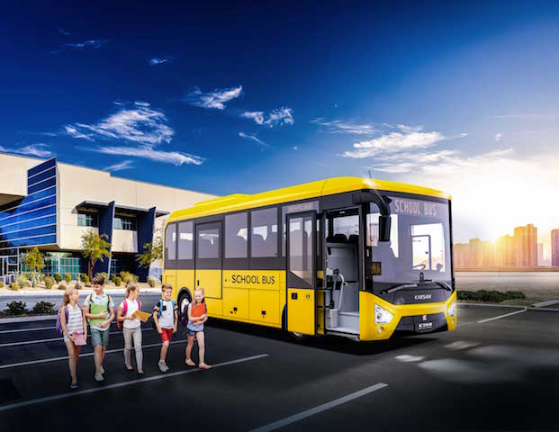 Karsan'dan öğrenci dostu yerli otobüs