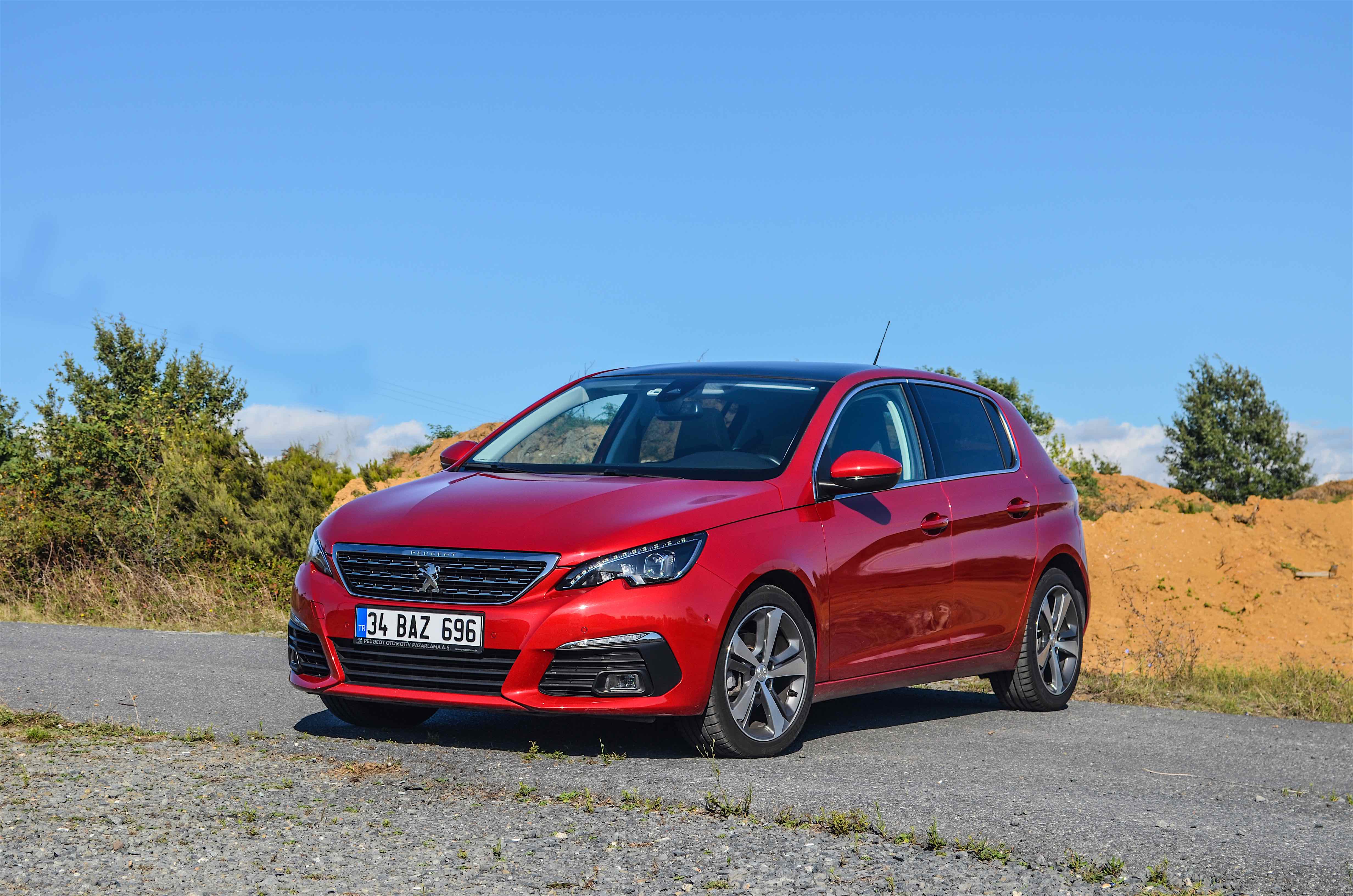 HAFTANIN OTOMOBİLİ : PEUGEOT 308