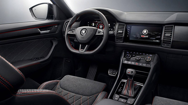 Skoda Kodiaq RS'in kokpitinden ilk görüntüler