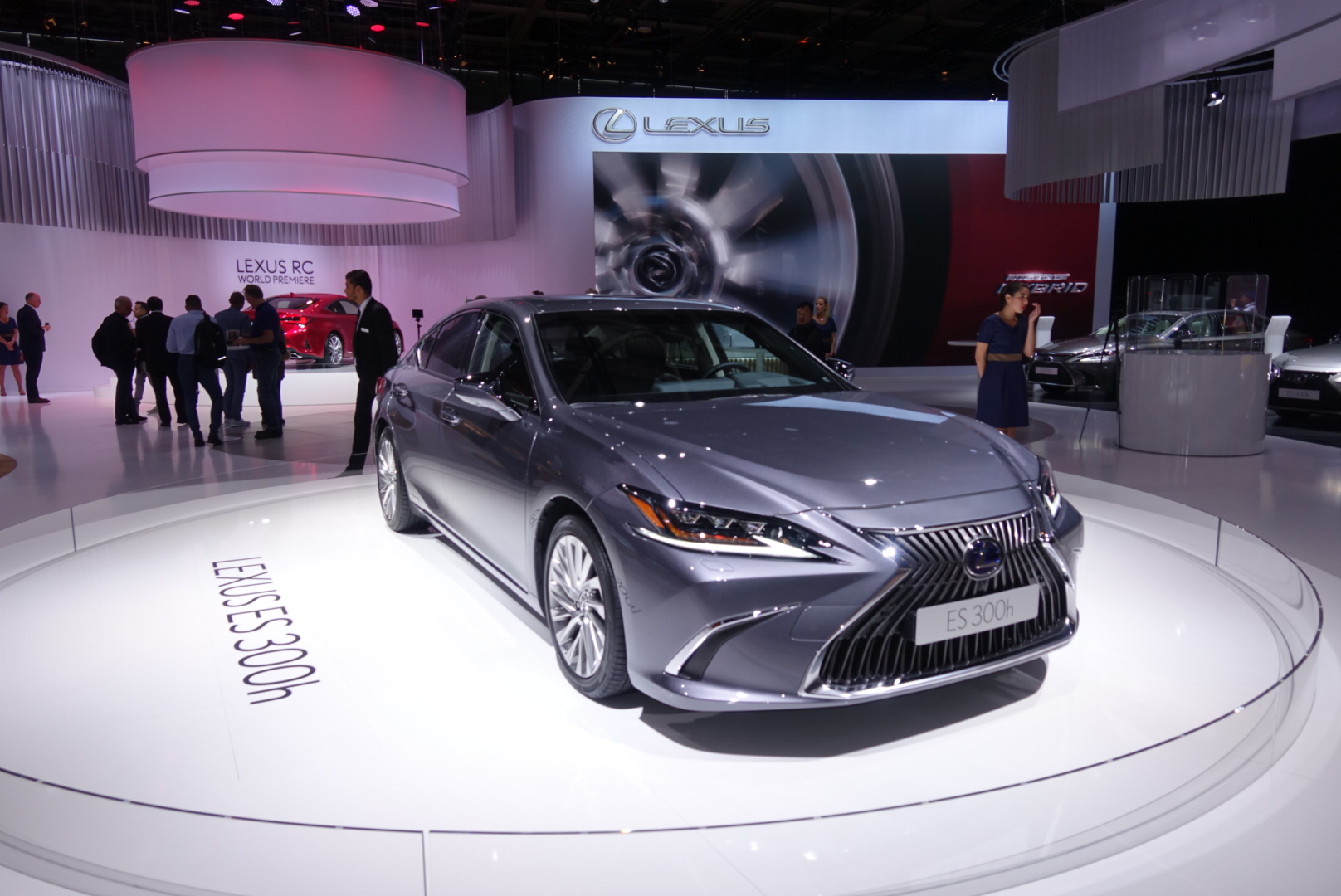 Lüks araç satışlarında büyük düşüş...