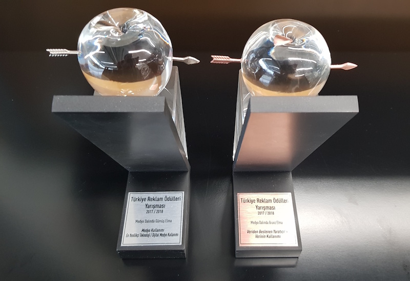 Mercedes-Benz Pop-Up Store iki ödül birden aldı