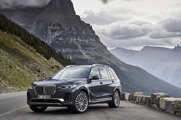 Yeni BMW X7 gün yüzüne çıktı