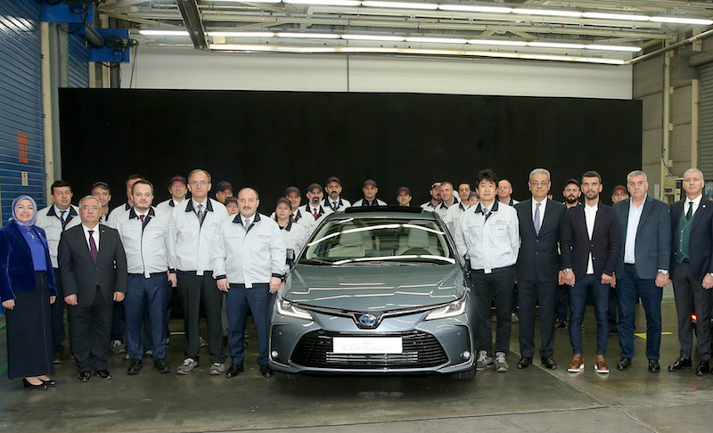 Yeni Corolla Hibrit Türkiye'de üretilecek!
