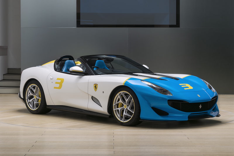 Ferrari'den kişiye özel 780 HP'lik roadster