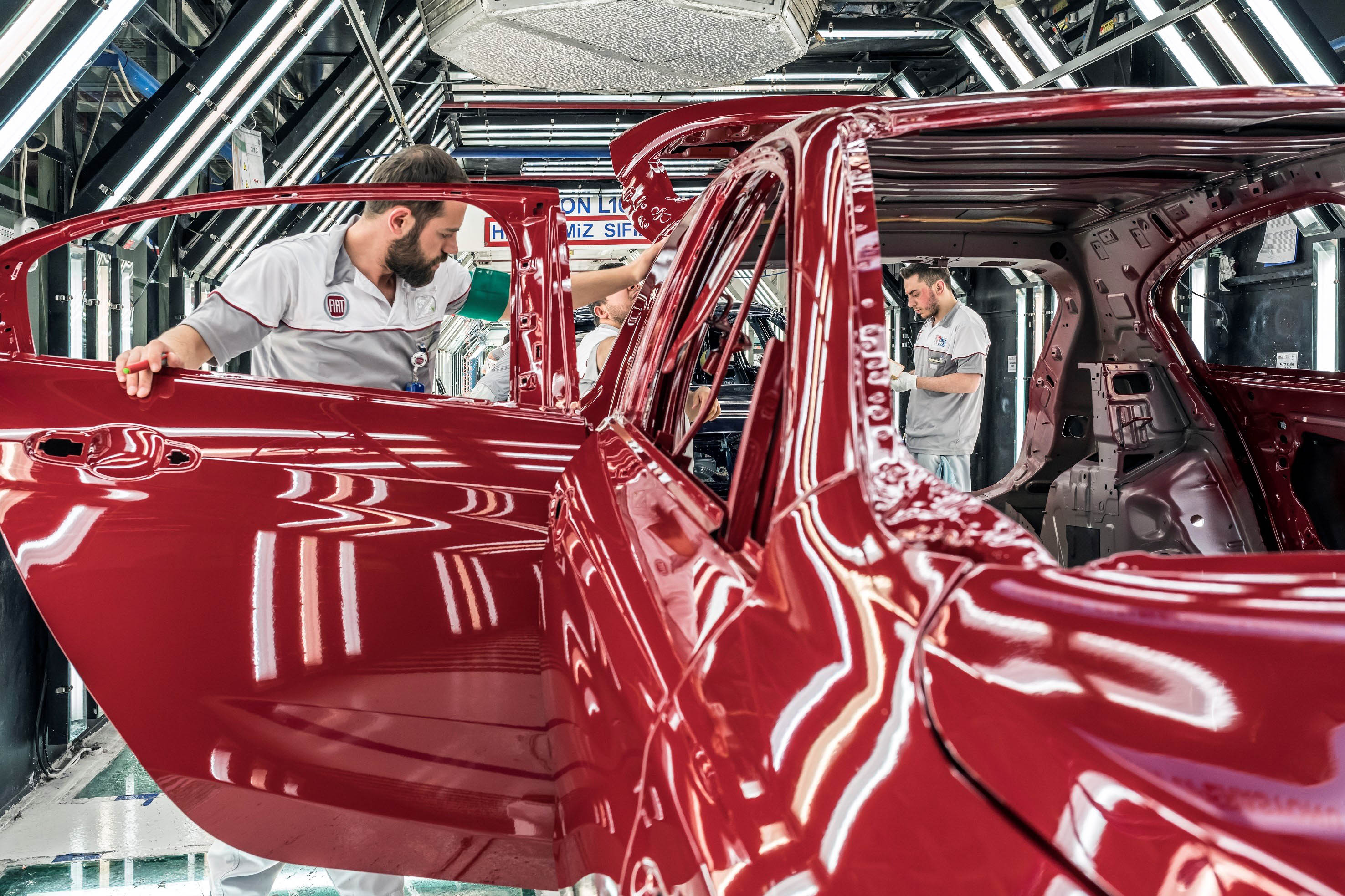 İhracatı otomotiv sırtladı