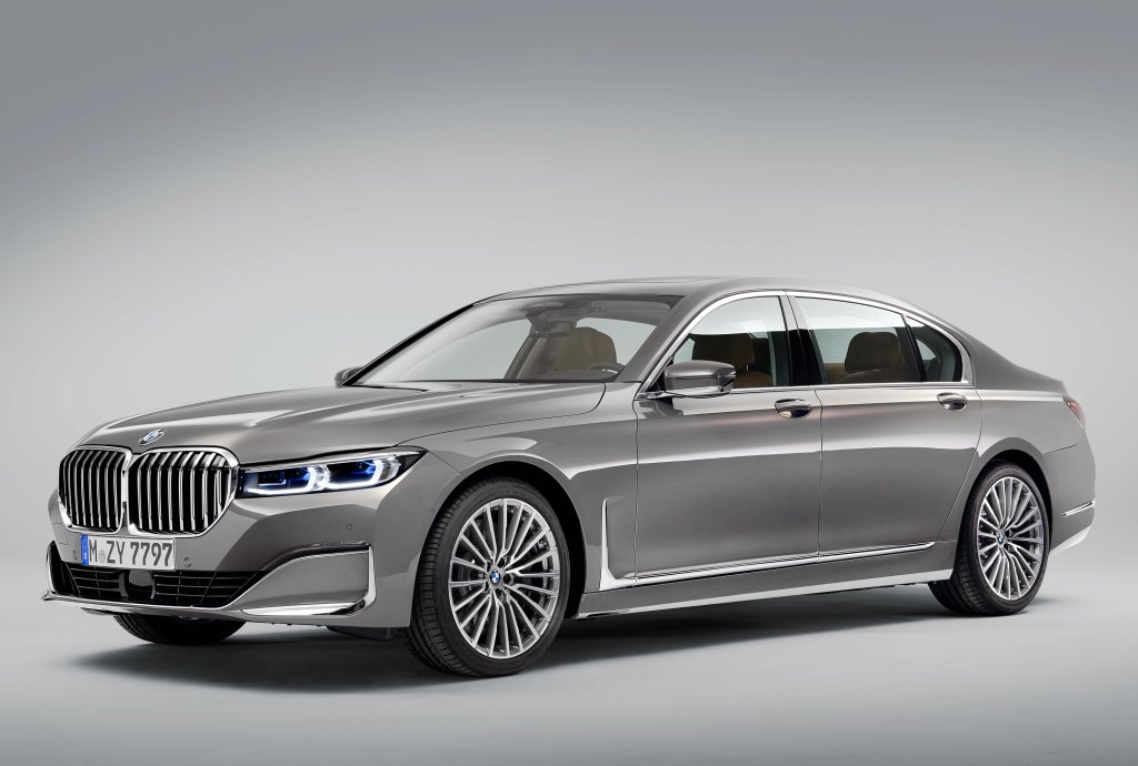 Yenilenen BMW 7 Serisi ortaya çıktı