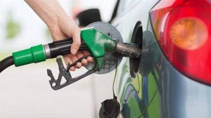 Benzin fiyatlarına indirim geliyor