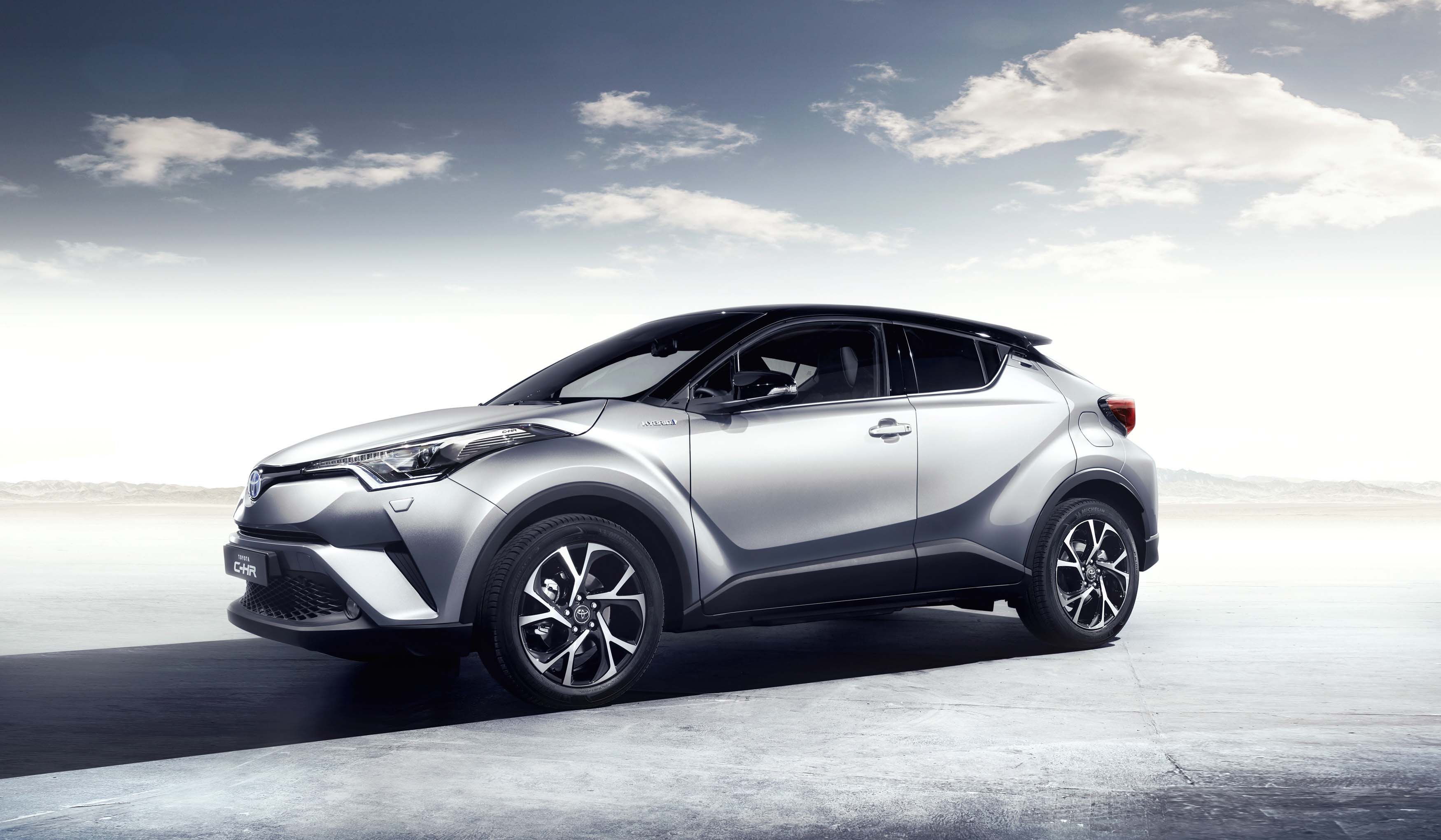 TÜRKİYE’DEN “TOYOTA C-HR HYBRID” BAŞARISI