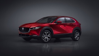 Mazda'dan Cenevre'de CX-30 sürprizi