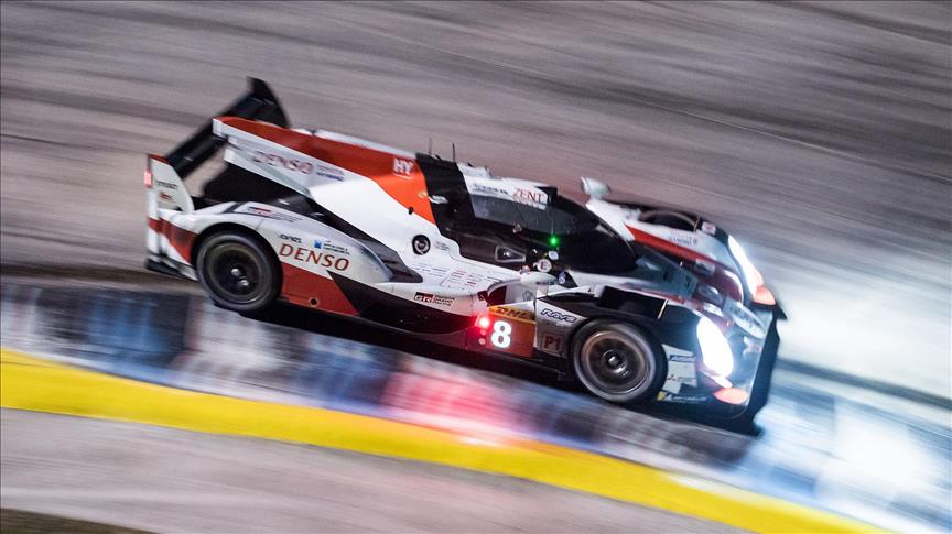 Toyota, bin millik Sebring yarışını kazanarak farkı açtı