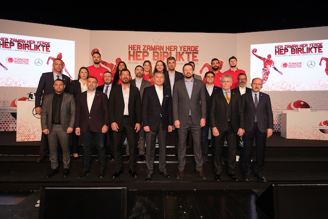 Mercedes-Benz Türk, Türkiye Basketbol Federasyonu ile sponsorluk anlaşmasını uzattı