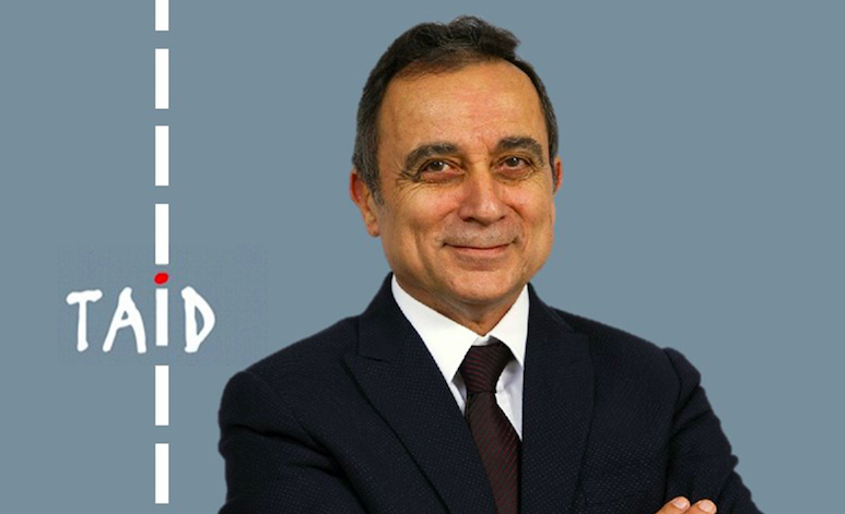 AĞIR TİCARİ ARAÇ PAZARINDAKİ BEKLEYİŞ SÜRÜYOR