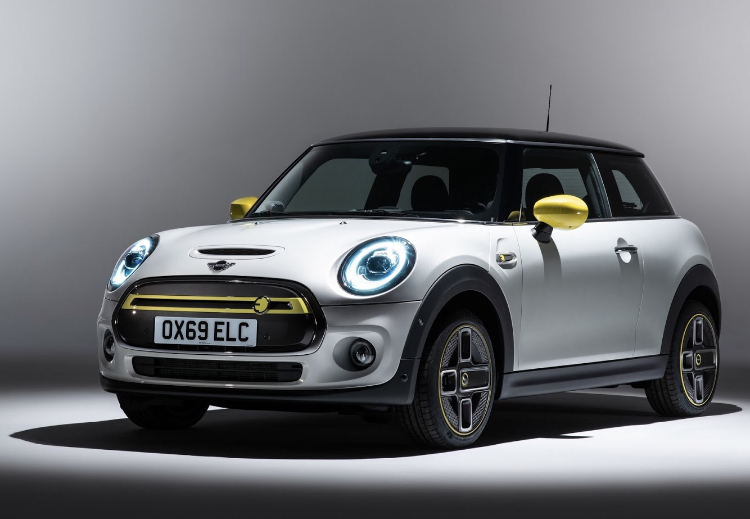 MINI’nin ilk elektrikli modeli Cooper SE tanıtıldı