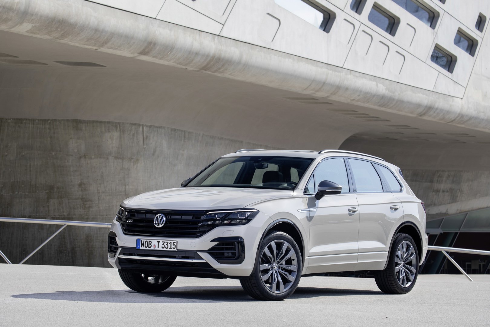 1 milyonuncu VW Touareg'e özel versiyon