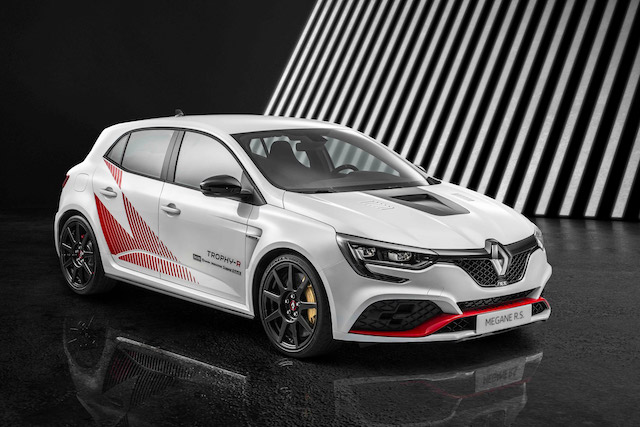 Megane RS Trophy-R fiyatıyla gündemde